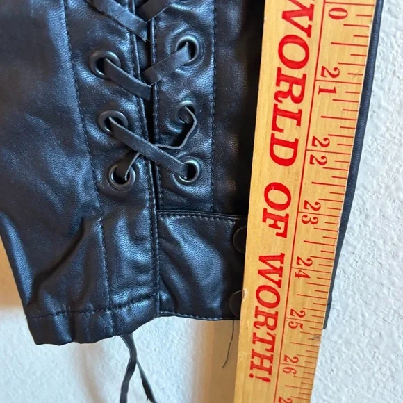 New The Kooples Faux Leather Pants Lace Up Zip up Slide Clasp Closure Sz 4 - Picture 11 of 14